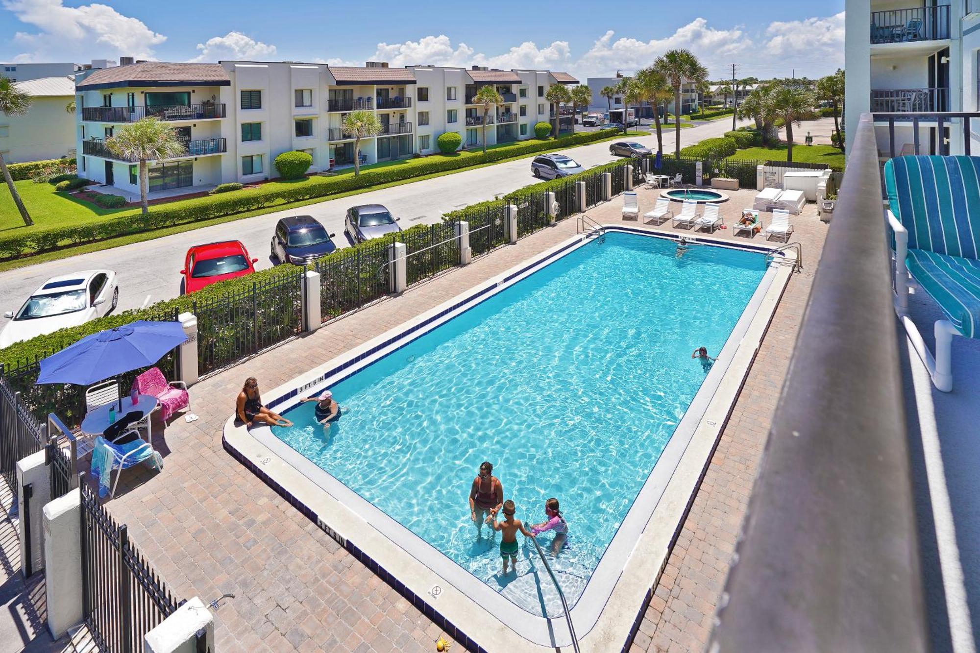 Cape Winds Resort 卡纳维拉尔角 外观 照片